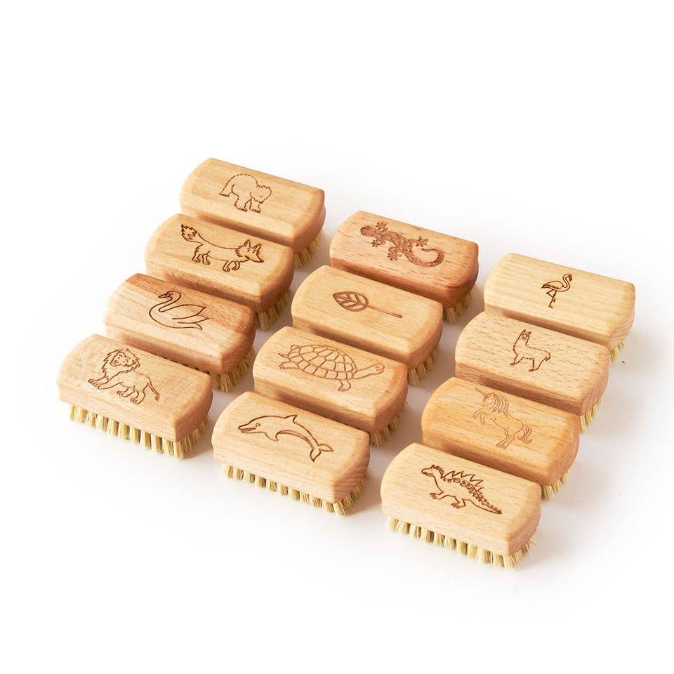 Small Natural Vegan Nail Brush (FSC 100%)