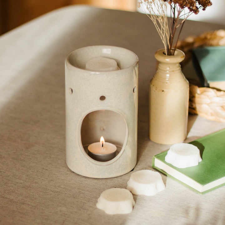 Damson and Patchouli Natural Wax Melts made from Coconut Wax and natural essential Oils.