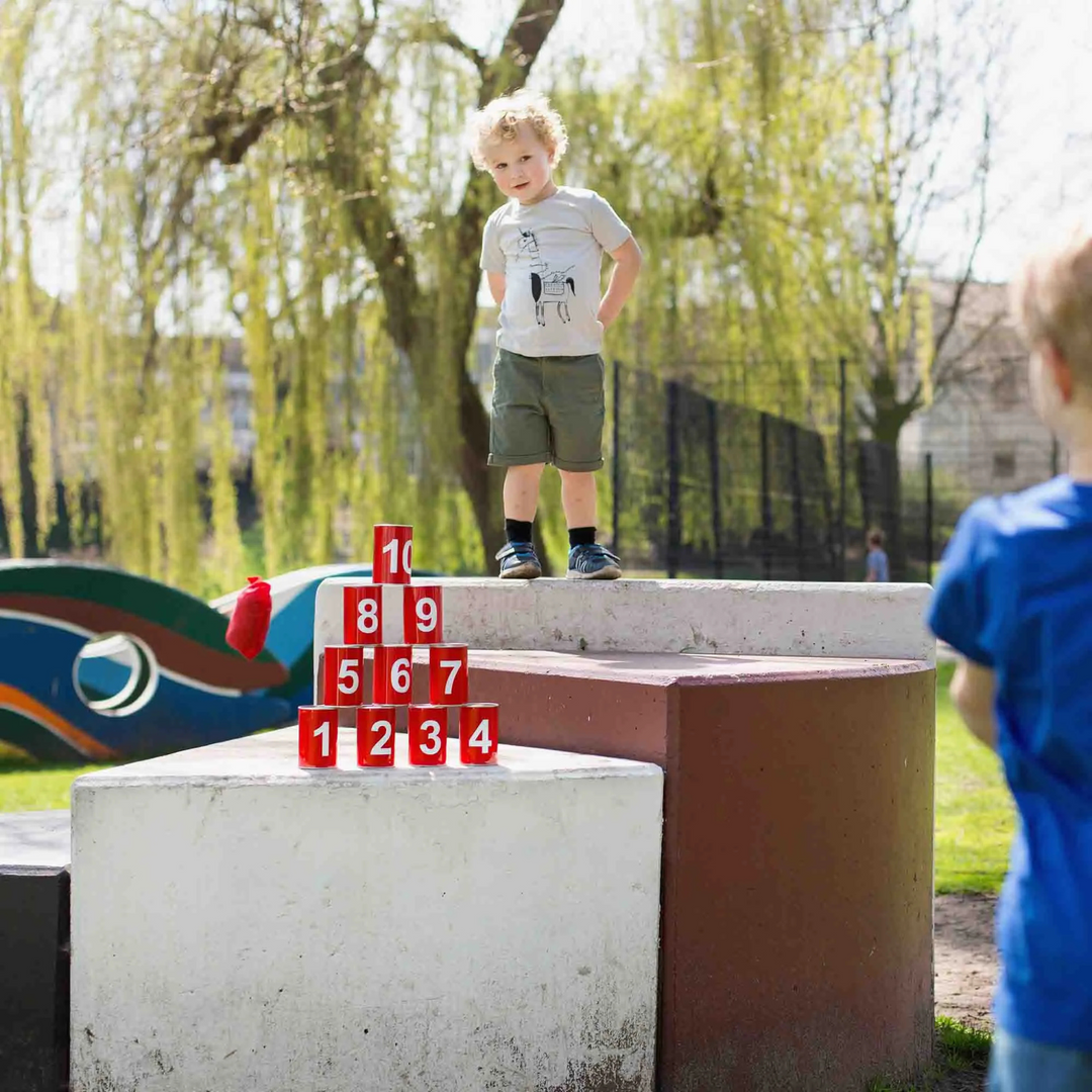 Vintage style Game - Knock The Cans Down. Comes with 10 Red Cans 3 coloured bean bags.