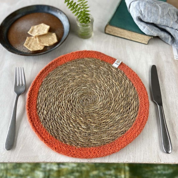 Respiin Natural / orange Seagrass & jute table mat 