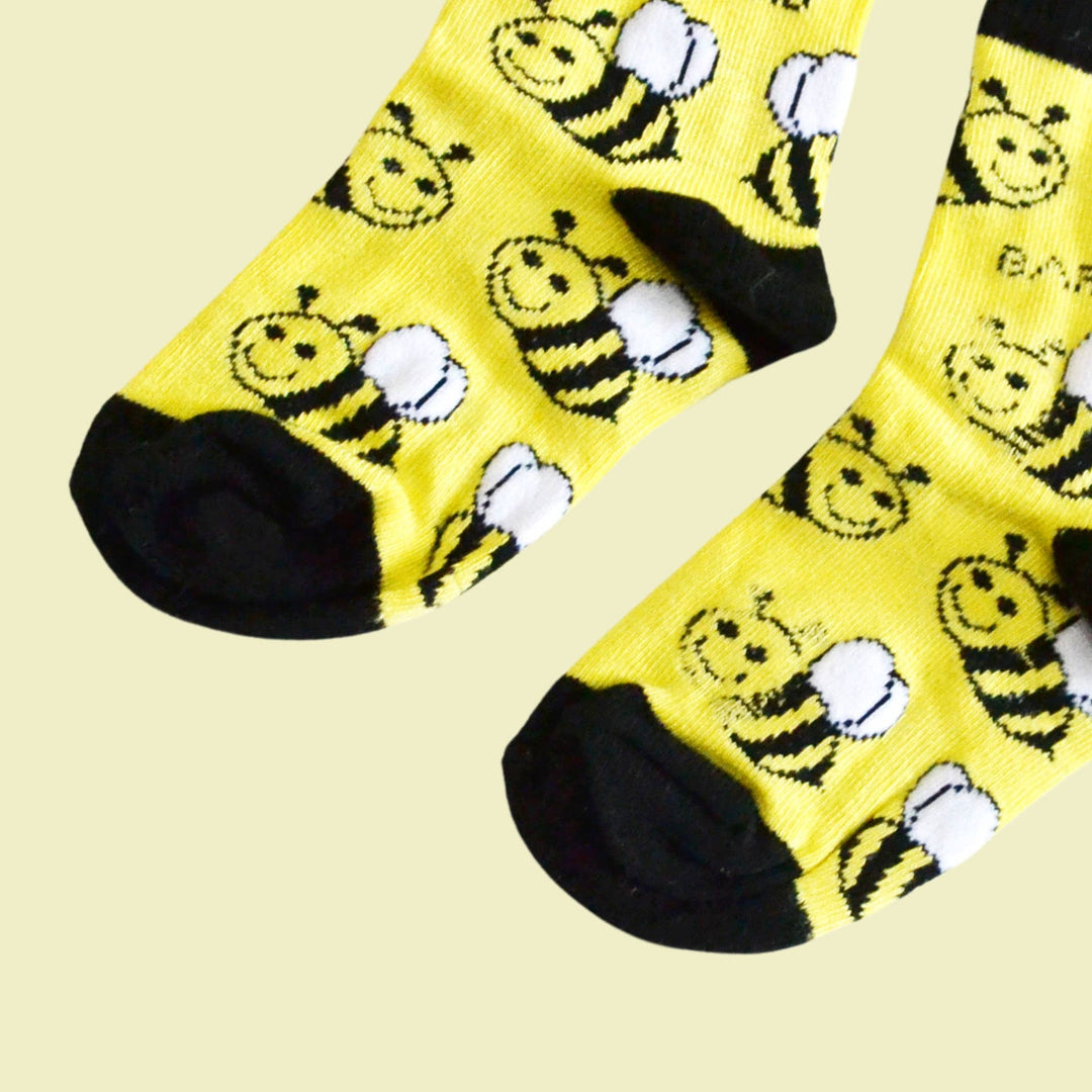 Childrens Yellow Bee Bamboo Socks: Age 6-8yrs | UK Size Kids 9-12