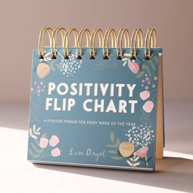 Beautifully floral illustrated flip chart featuring heart-warming quotes to help you on your way to a more positive outlook. This wonderful flip chart makes a great desk accessory and makes a great token gift for a friend or loved one in need of a cheer-up.