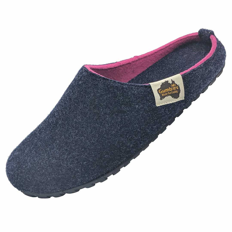 The Outback Slipper is designed to take you further than just your back door.  Using natural materials.