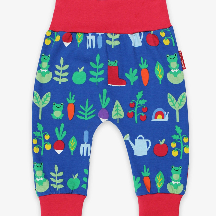 Organic Vegetable Garden Print Yoga Pants